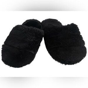 Cozy Black Fuzzy Slippers